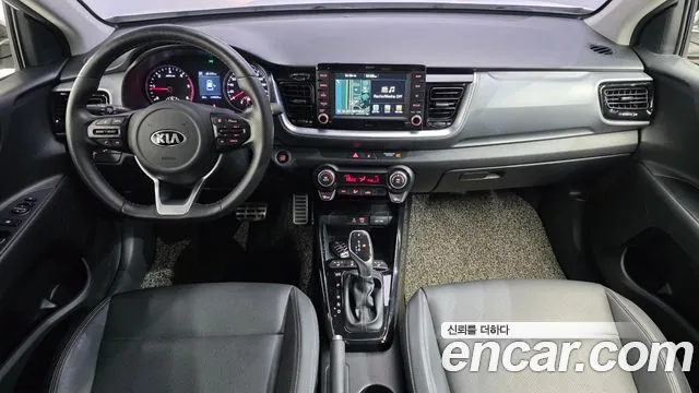 Kia Stonic 2018 — фото 7