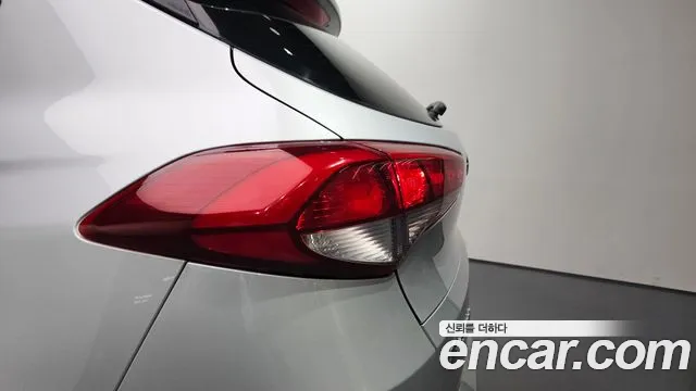 Hyundai Tucson 2018 — фото 9