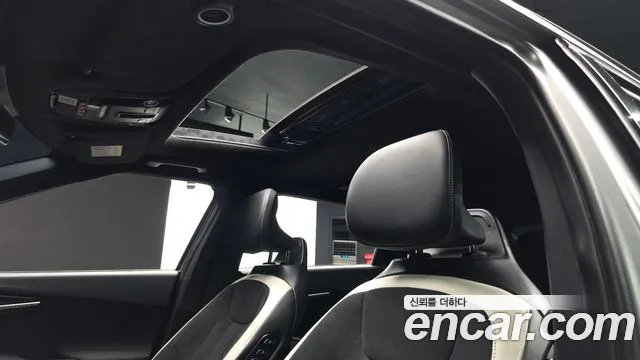 Kia EV6 2023 — фото 18