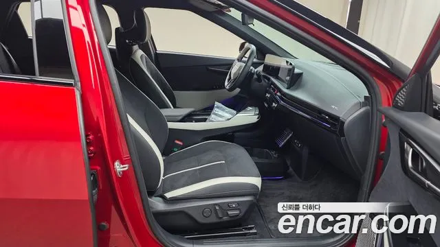 Kia EV6 2025 — фото 17