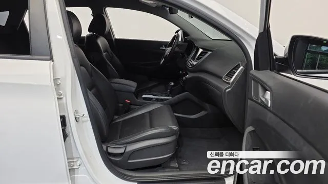 Hyundai Tucson 2018 — фото 17