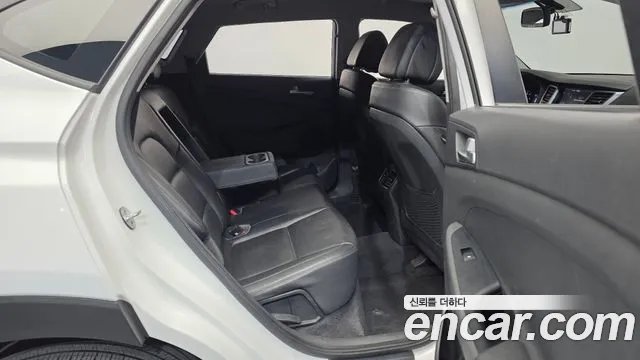 Hyundai Tucson 2018 — фото 18