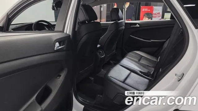Hyundai Tucson 2018 — фото 16