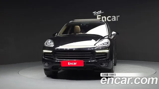 Porsche Cayenne 2015 — фото 3