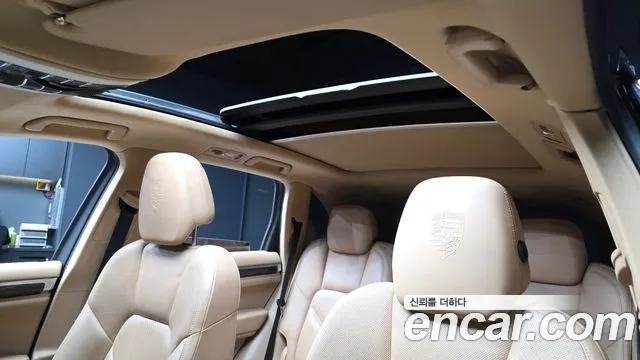 Porsche Cayenne 2015 — фото 18