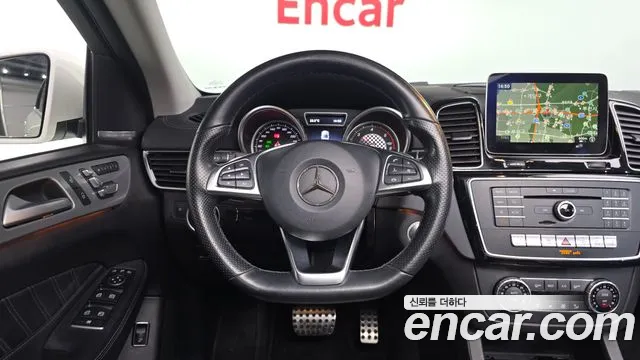 Mercedes-Benz GLE-Class 2017 — фото 12