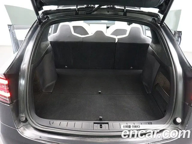 Tesla Model X 2023 — фото 19