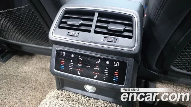 Audi A6 2020 — фото 19