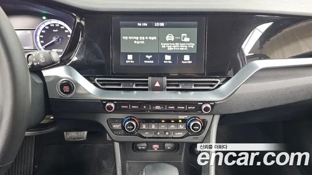 Kia Niro 2021 — фото 18