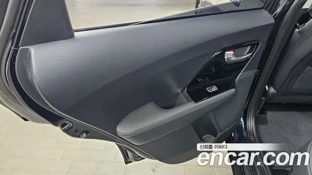 Kia Niro 2021 — фото 15