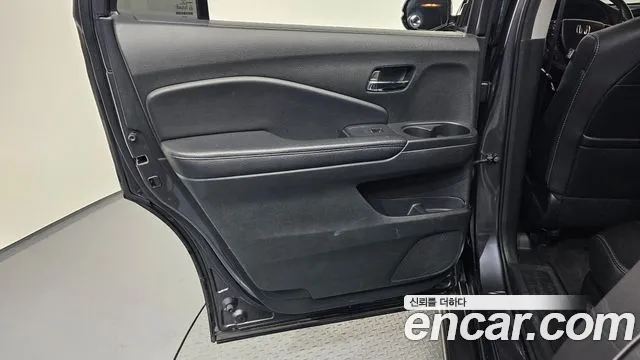 Honda Pilot 2017 — фото 15