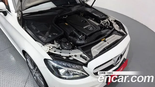 Mercedes-Benz C-Class 2017 — фото 6