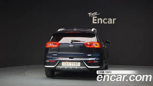 Kia Niro 2017 — фото 4