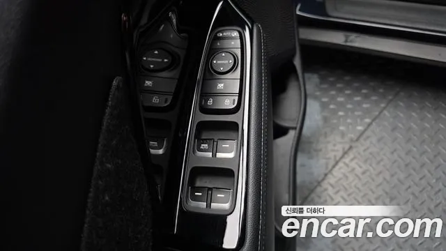 Kia Niro 2017 — фото 20