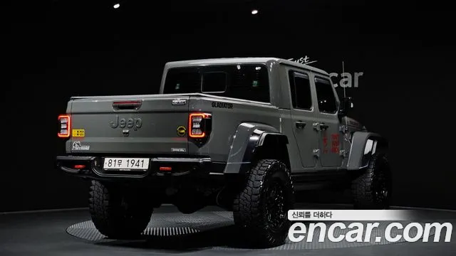 Jeep Gladiator 2021 — фото 2