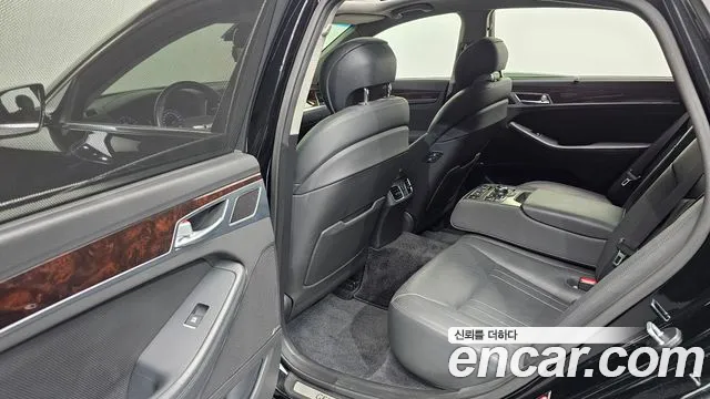 Hyundai Genesis 2015 — фото 11
