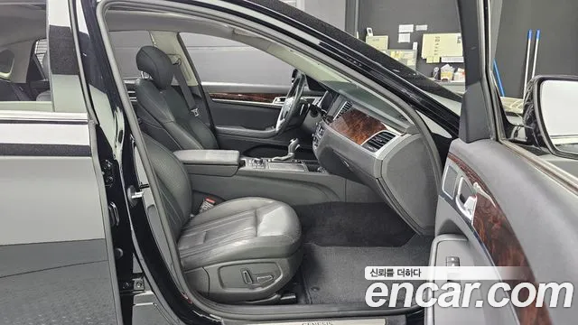 Hyundai Genesis 2015 — фото 12