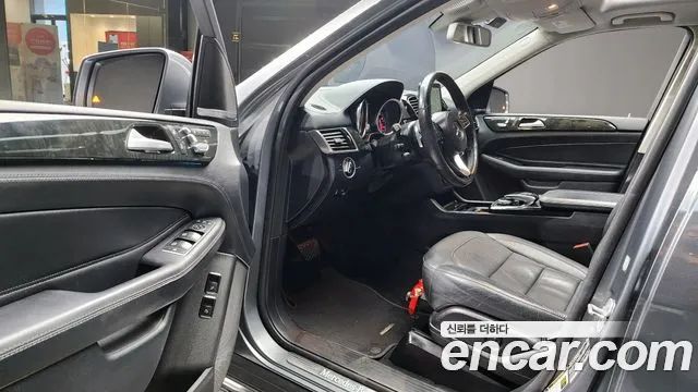 Mercedes-Benz GLS-Class 2017 — фото 10