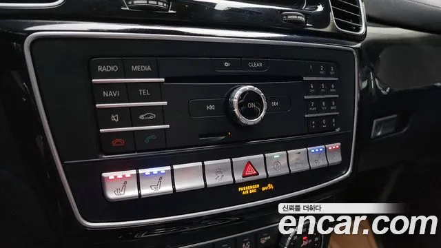 Mercedes-Benz GLS-Class 2017 — фото 16