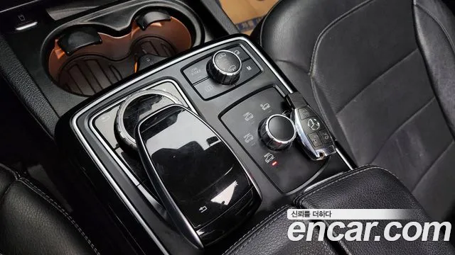 Mercedes-Benz GLS-Class 2017 — фото 19