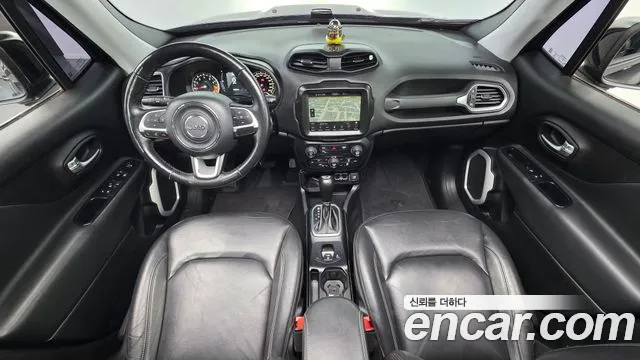 Jeep Renegade 2018 — фото 10