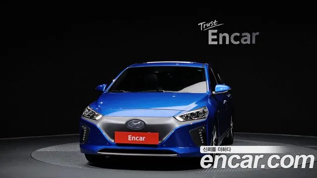 Hyundai Ioniq 2017 — фото 3