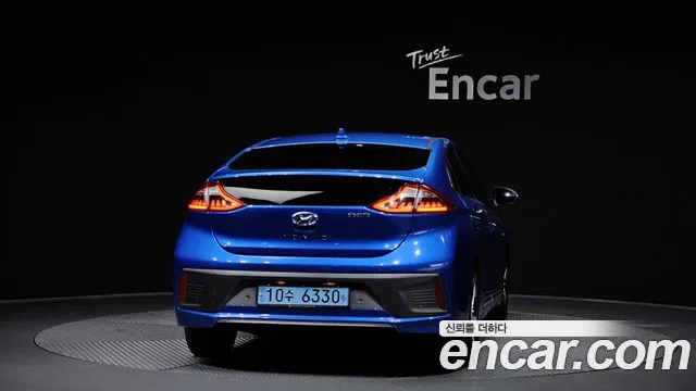 Hyundai Ioniq 2017 — фото 4