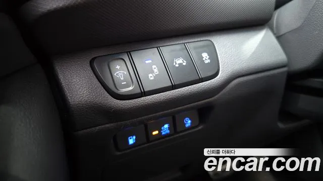 Hyundai Ioniq 2017 — фото 16