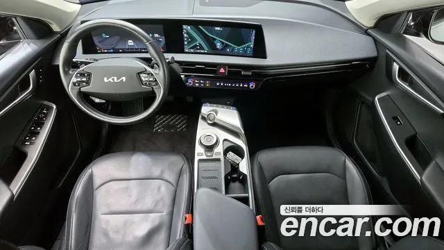 Kia EV6 2022 — фото 10