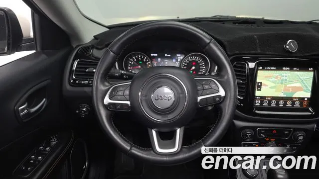 Jeep Compass 2019 — фото 19