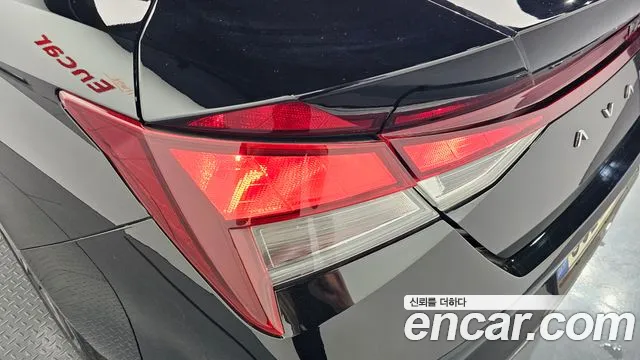 Hyundai AVANTE 2021 — фото 9