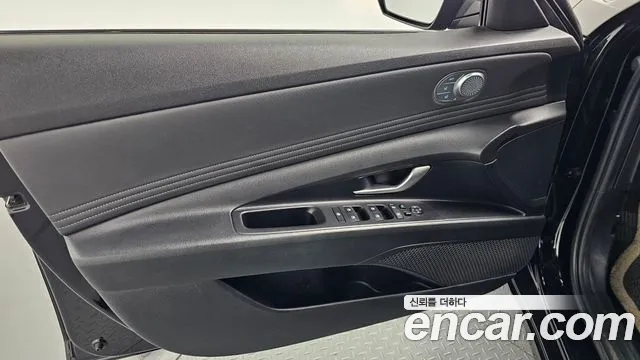 Hyundai AVANTE 2021 — фото 14