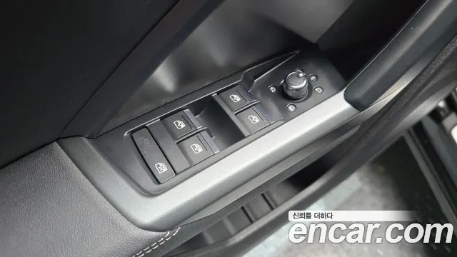 Audi Q3 2020 — фото 19