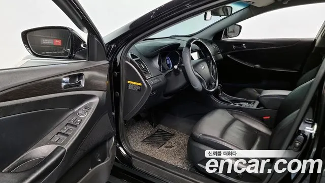 Hyundai Sonata 2014 — фото 10