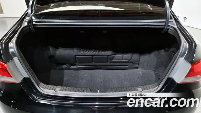 Hyundai Sonata 2014 — фото 16