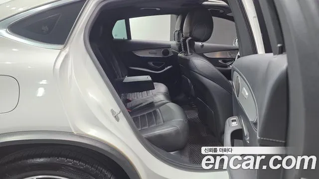 Mercedes-Benz GLC-Class 2017 — фото 12