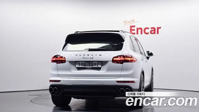 Porsche Cayenne 2015 — фото 3