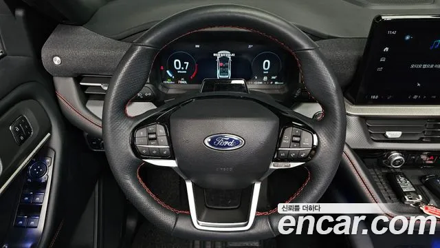 Ford Explorer 2025 — фото 18