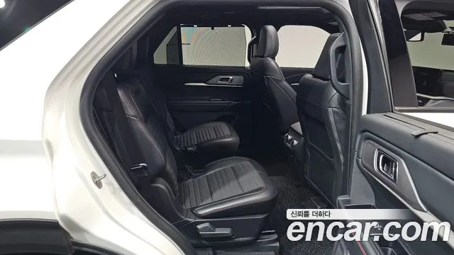Ford Explorer 2025 — фото 15