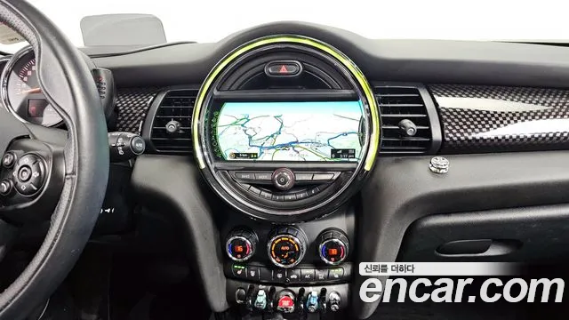 Mini Cooper 2018 — фото 13
