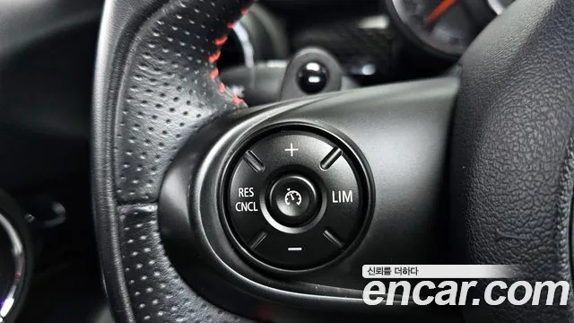Mini Cooper 2018 — фото 15