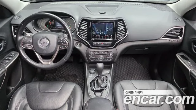 Jeep Cherokee 2021 — фото 10