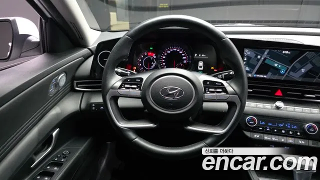 Hyundai AVANTE 2023 — фото 19