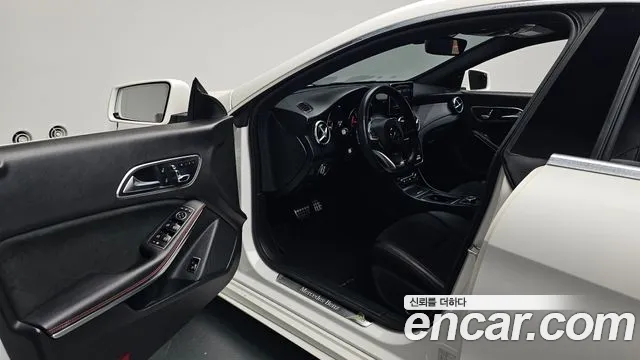 Mercedes-Benz CLA-Class 2018 — фото 12
