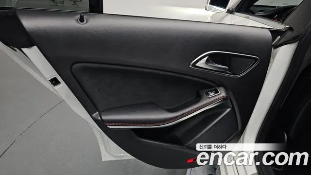 Mercedes-Benz CLA-Class 2018 — фото 14