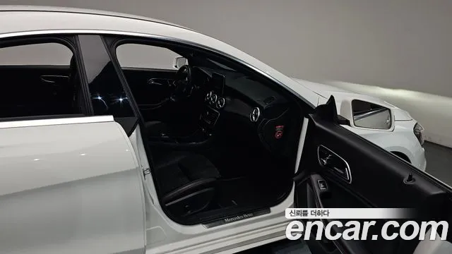 Mercedes-Benz CLA-Class 2018 — фото 15