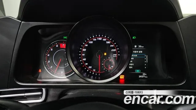 Hyundai AVANTE 2023 — фото 11
