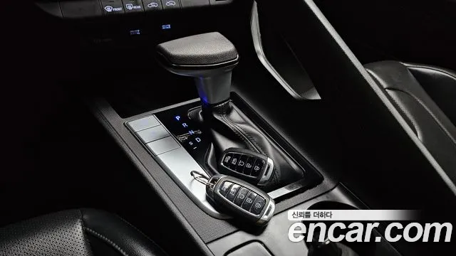 Hyundai AVANTE 2023 — фото 12