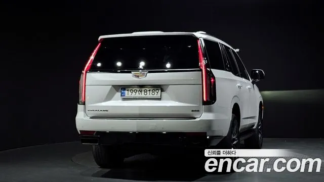 Cadillac Escalade 2023 — фото 4