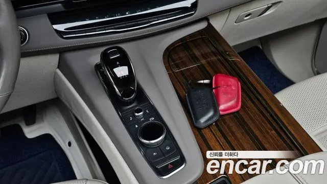 Cadillac Escalade 2023 — фото 12